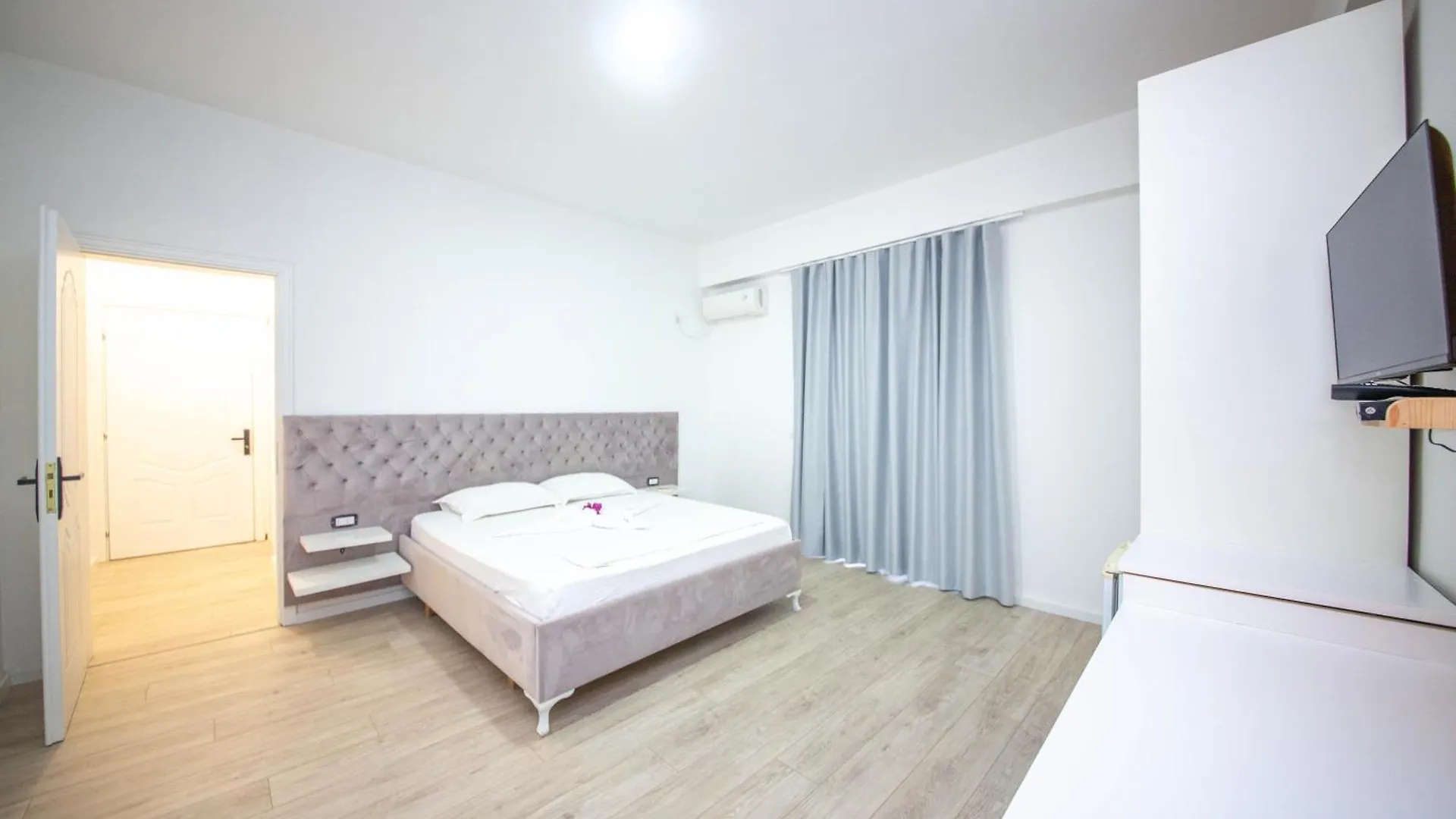 2E Villa & Homestay クサミル アルバニア